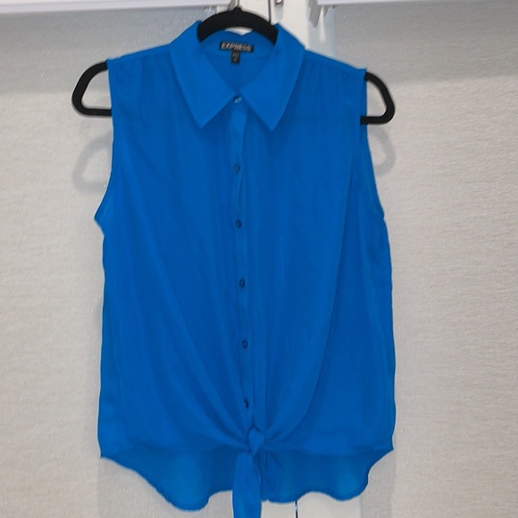 TURQUOISE BLUE BLOUSE! Button down and tie knot front! - Picture 10 of 12
